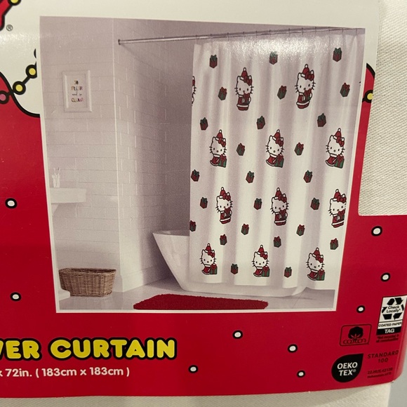 *NEW* Hello Kitty - Christmas Shower Curtain - Picture 3 of 6